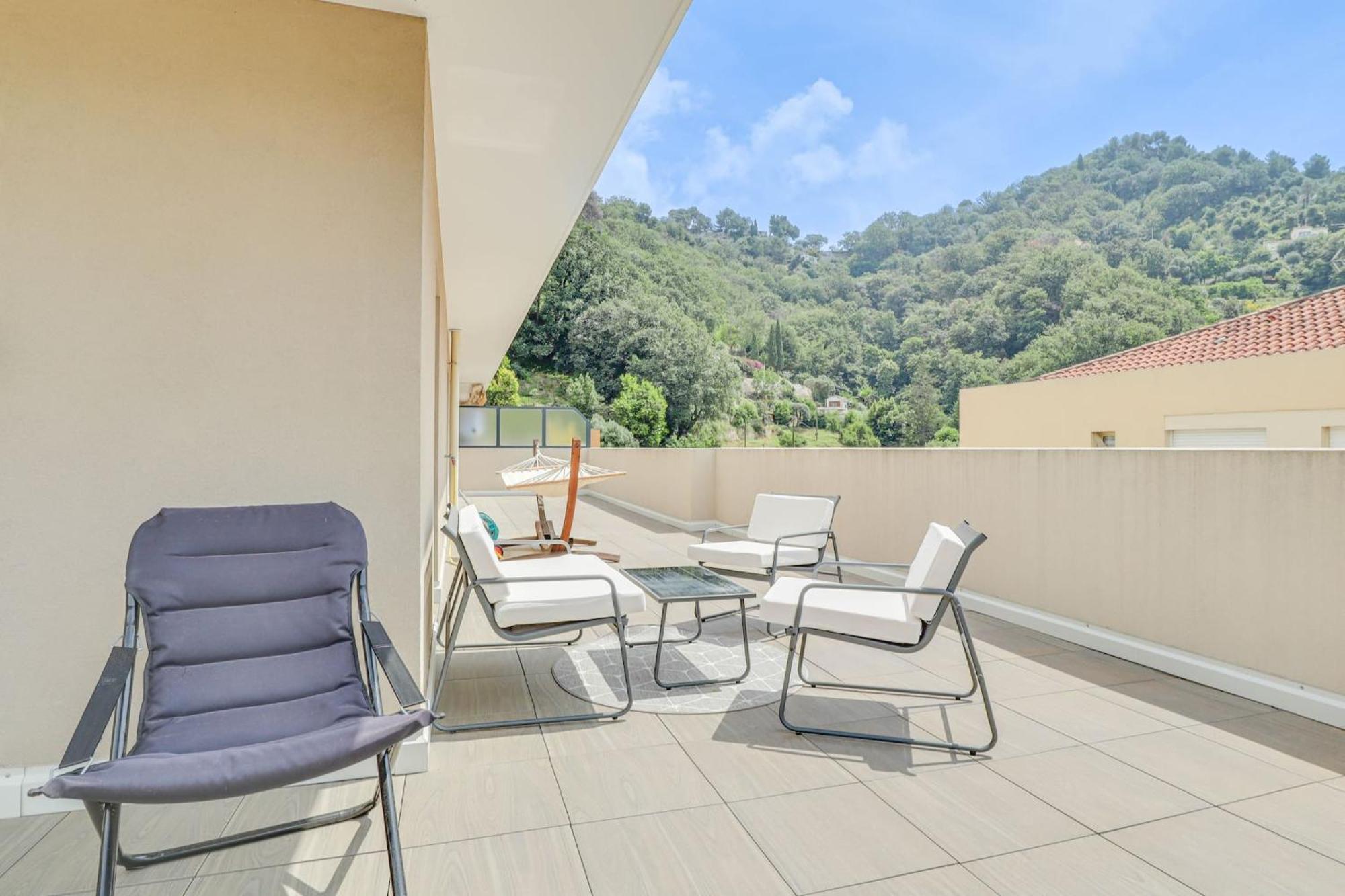 Spacieux Rooftop Parking, Terrasse Ensoleillee Menton Exterior foto